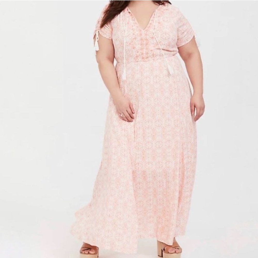 Torrid Embroidered Tassel Detail Maxi Dress Size 4X Ivory Peach 11743237